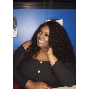 Meet your Posher, Shontevia